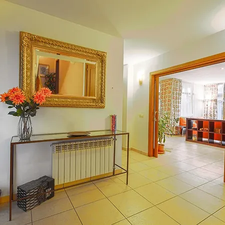 Lägenhet House With 4 Bedrooms In Sant Antoni De Portmany, With Wonderful Mount San Antonio (Ibiza)